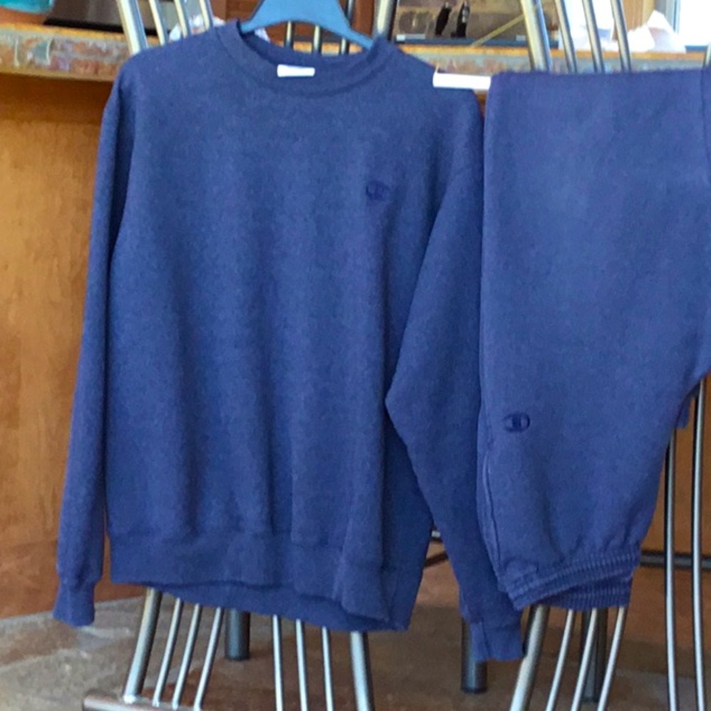 Men’s sweat shirt & pants set